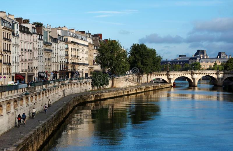 Daumier - New 2 Bdrs Flat Near La Seine Διαμέρισμα Παρίσι Εξωτερικό φωτογραφία